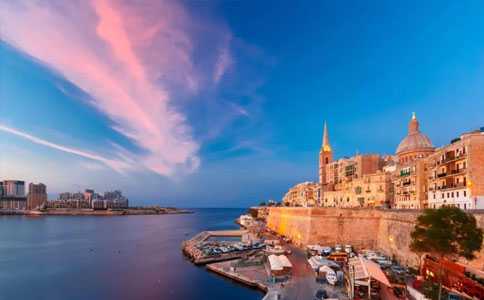 怎么移民到欧洲（欧洲经济低迷，为何德国经济却能强劲发展?）